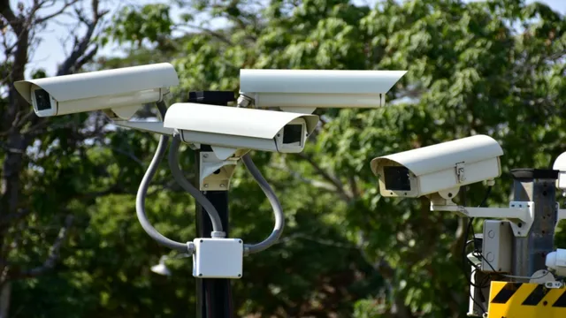 surveillance types of traffic cameras